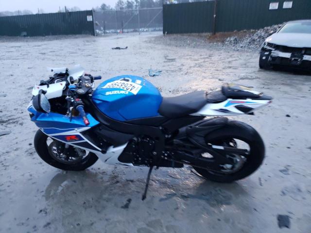 2025 SUZUKI GSX-R750 