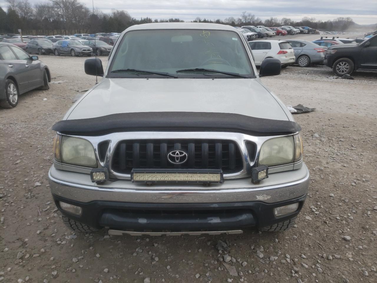 2004 Toyota Tacoma - Image 5