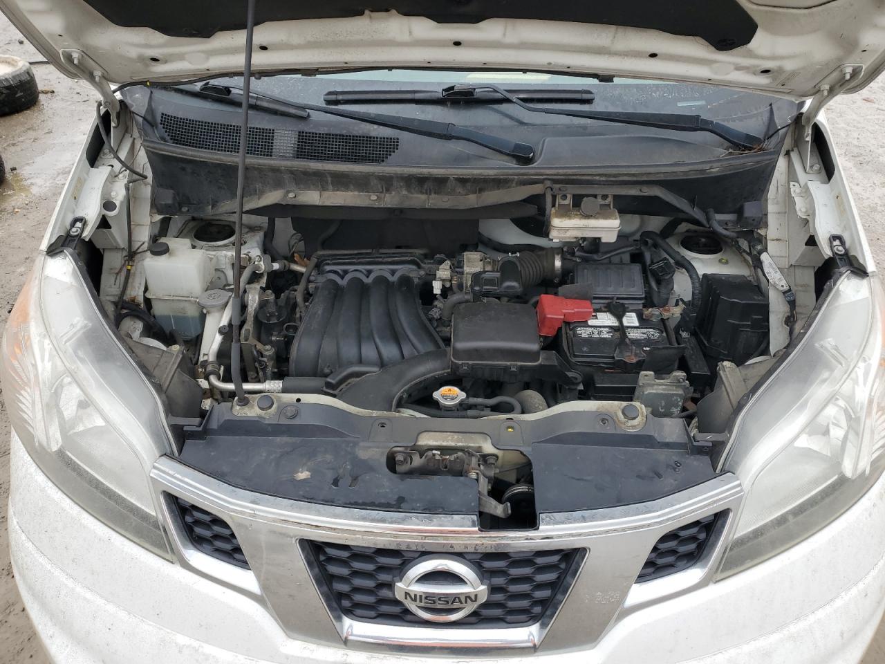 2015 Nissan NV - Image 13