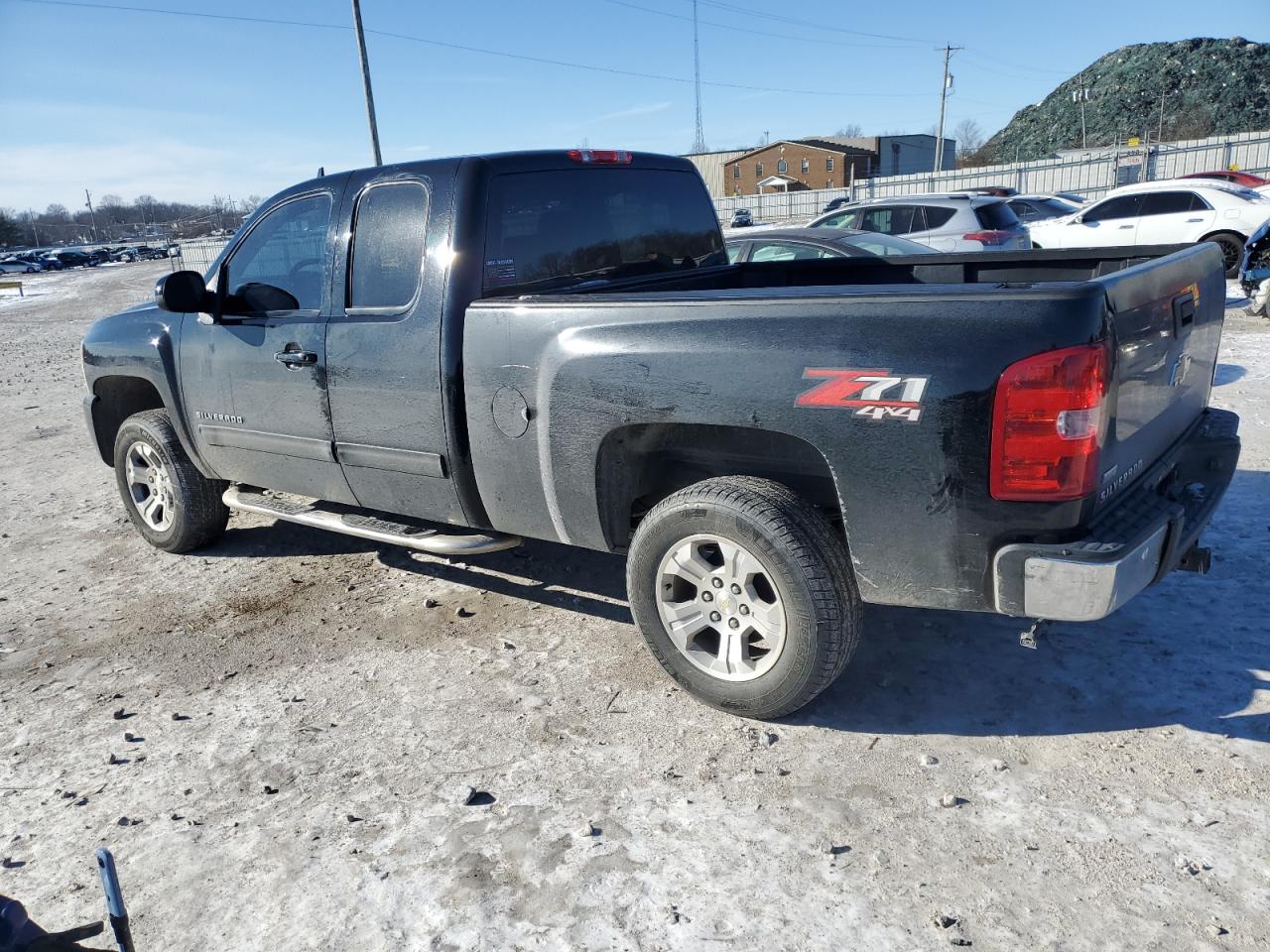 2013 Chevrolet Silverado - Image 2