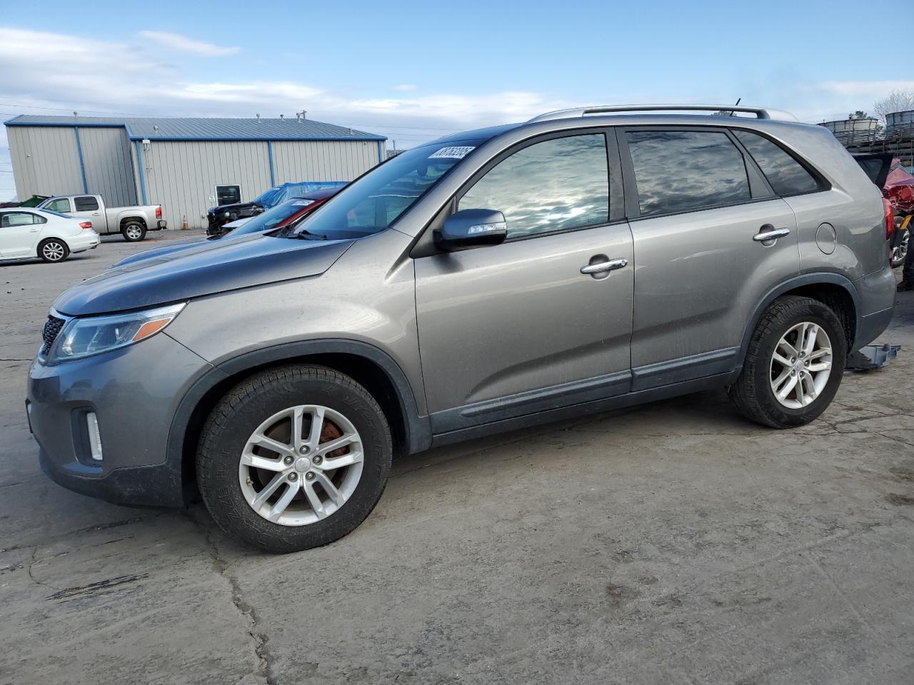 VIN 5XYKT3A61FG557135 2015 KIA SORENTO no.1