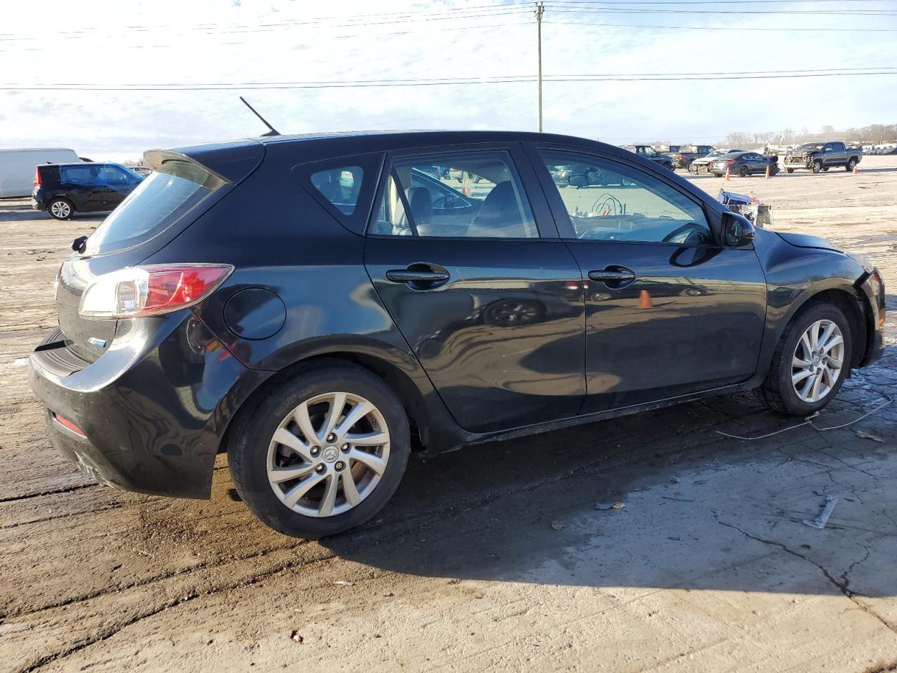 2012 Mazda 3 - Image 3