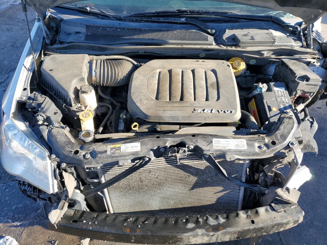 2018 Dodge Caravan - Image 12