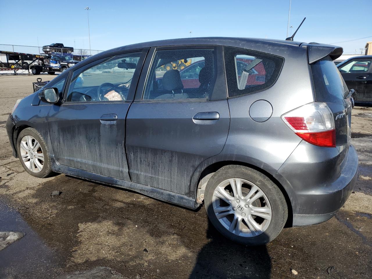 2011 Honda Fit - Image 2