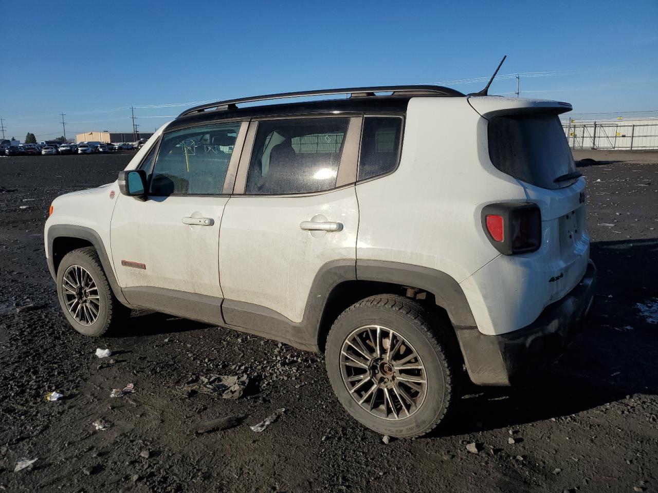 2017 Jeep Renegade - Image 2
