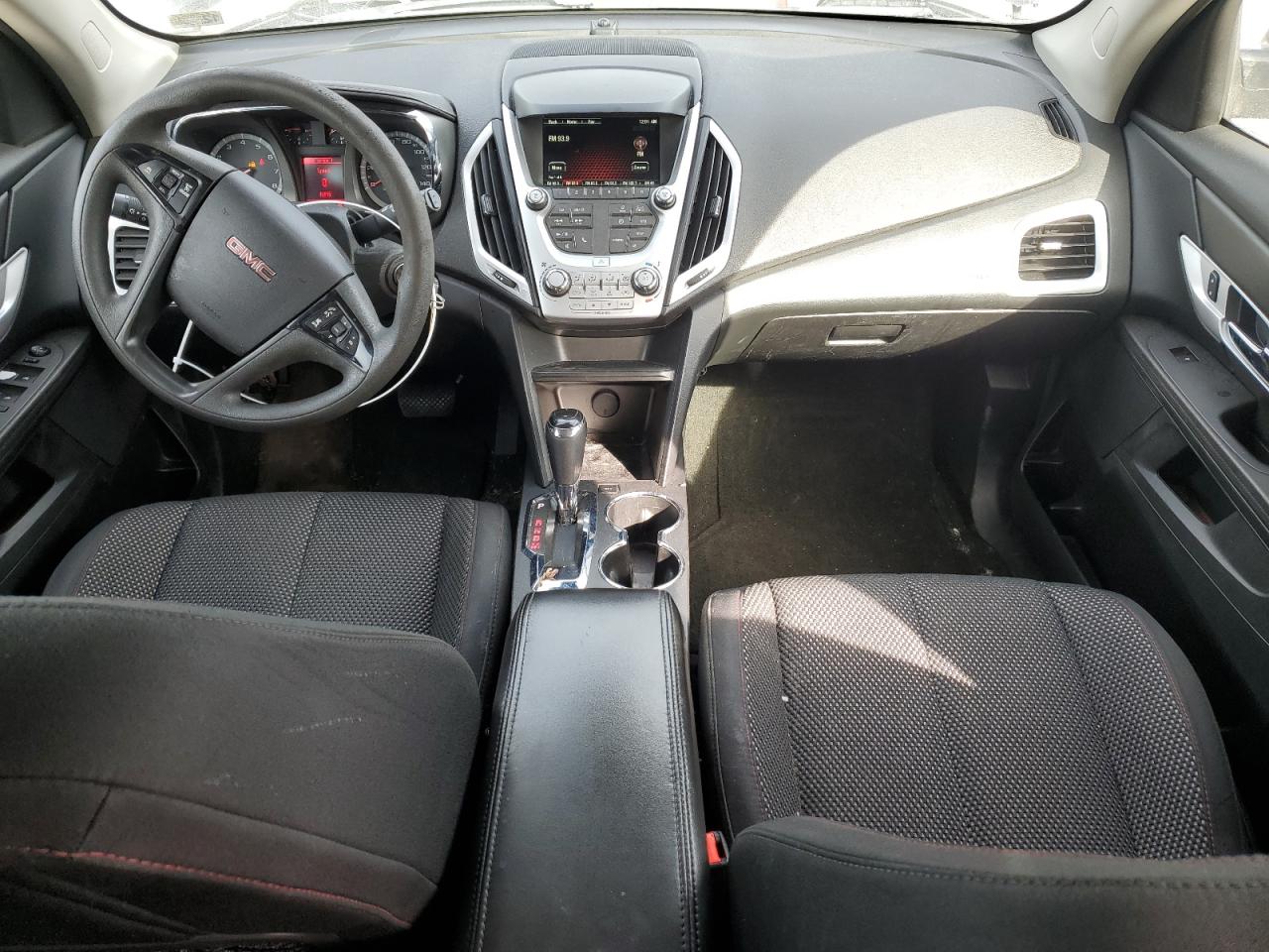 2017 GMC Terrain - Image 8