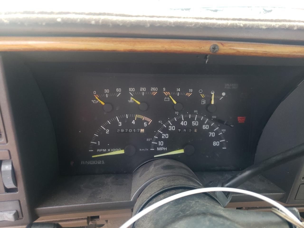 1992 Chevrolet GMT-400 - Image 9