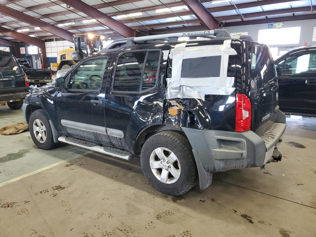 2013 Nissan XTerra - Image 2