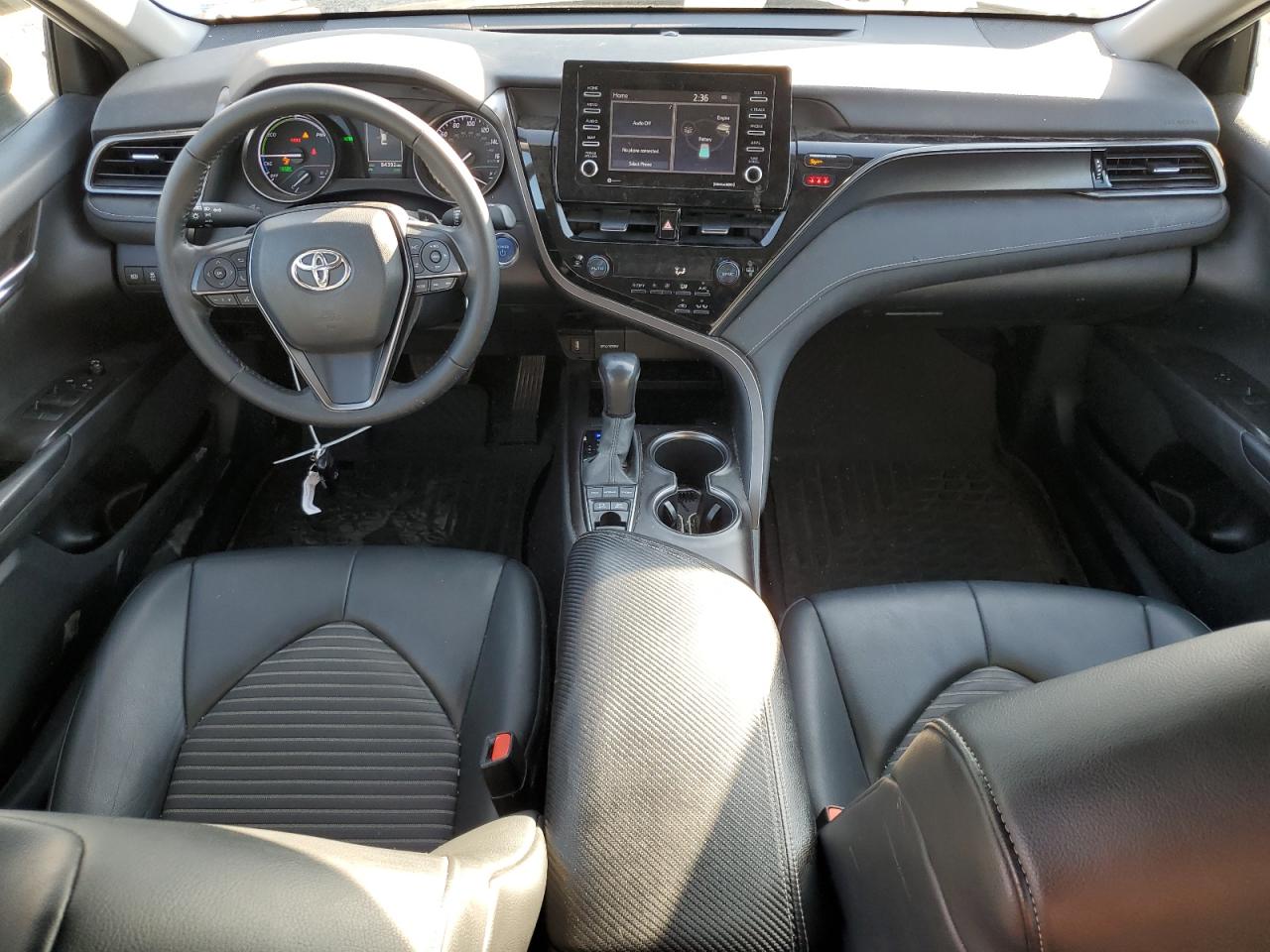2022 Toyota Camry - Image 8
