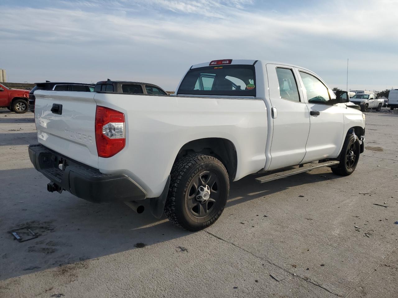 2014 Toyota Tundra - Image 3