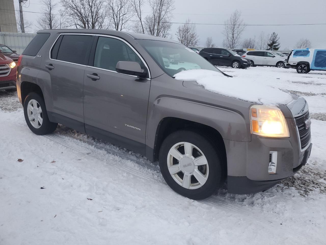 2011 GMC Terrain - Image 4