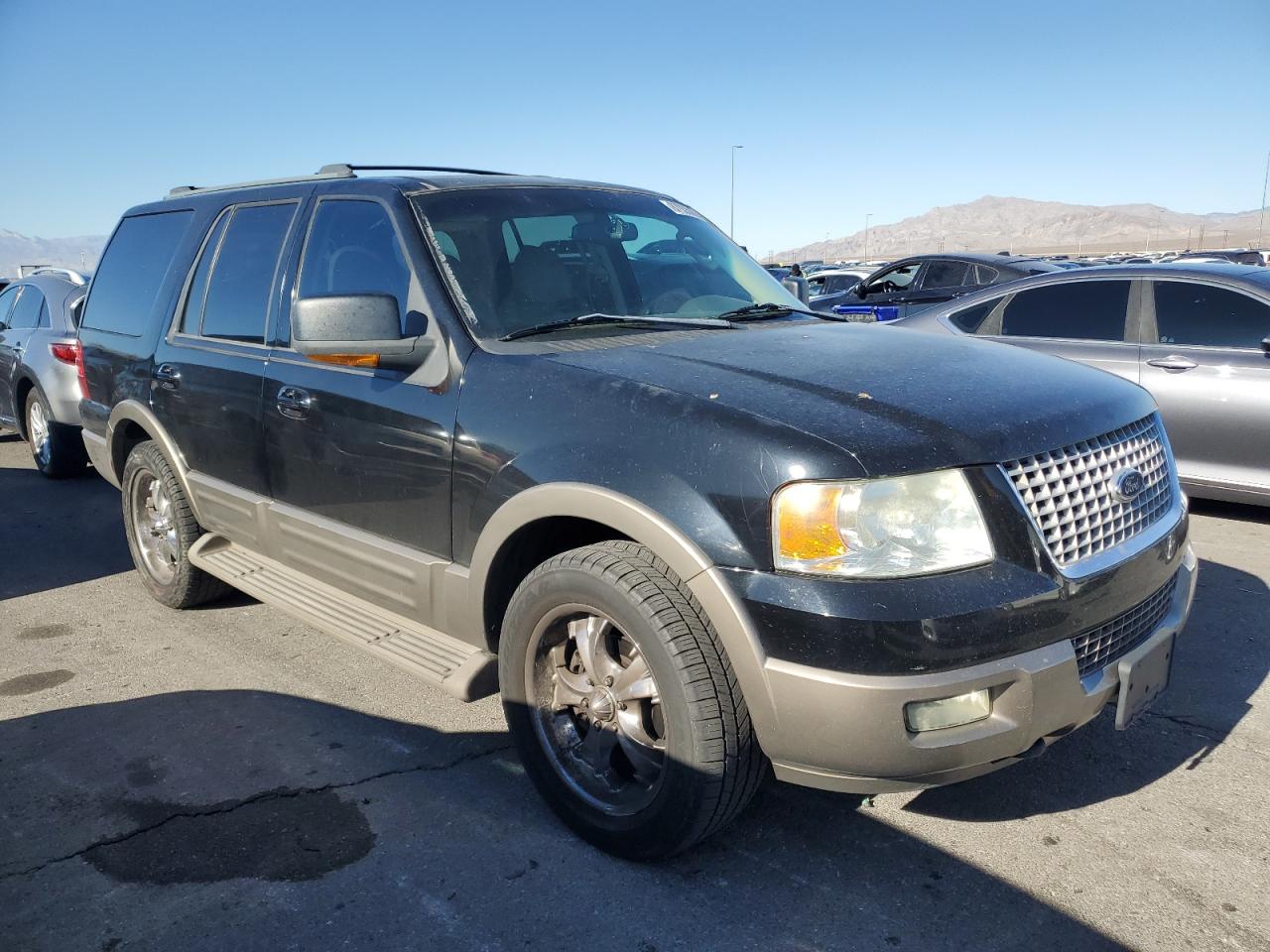 2004 Ford Expedition - Image 4