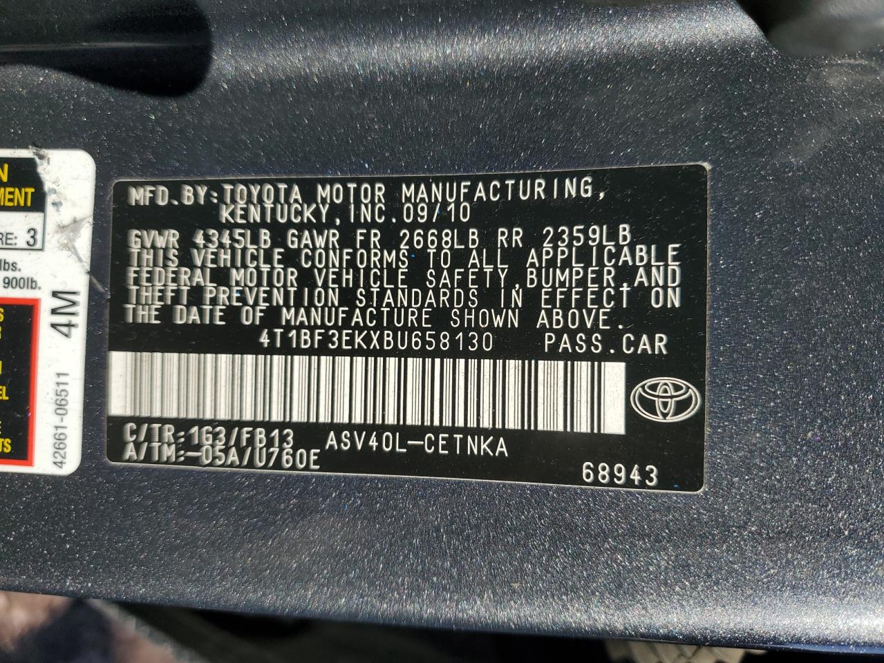 2011 Toyota Camry - Image 12