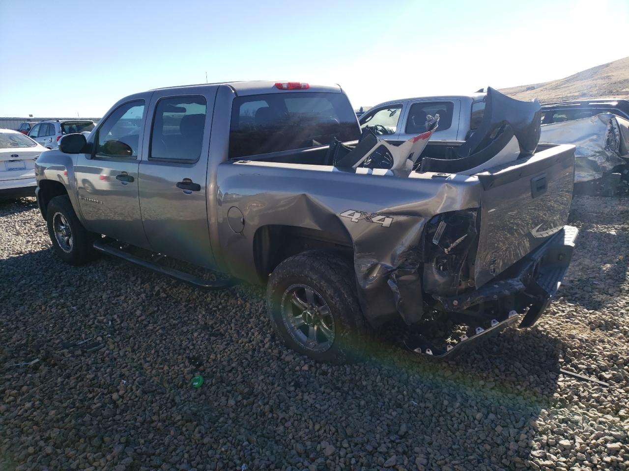 2009 Chevrolet Silverado - Image 2