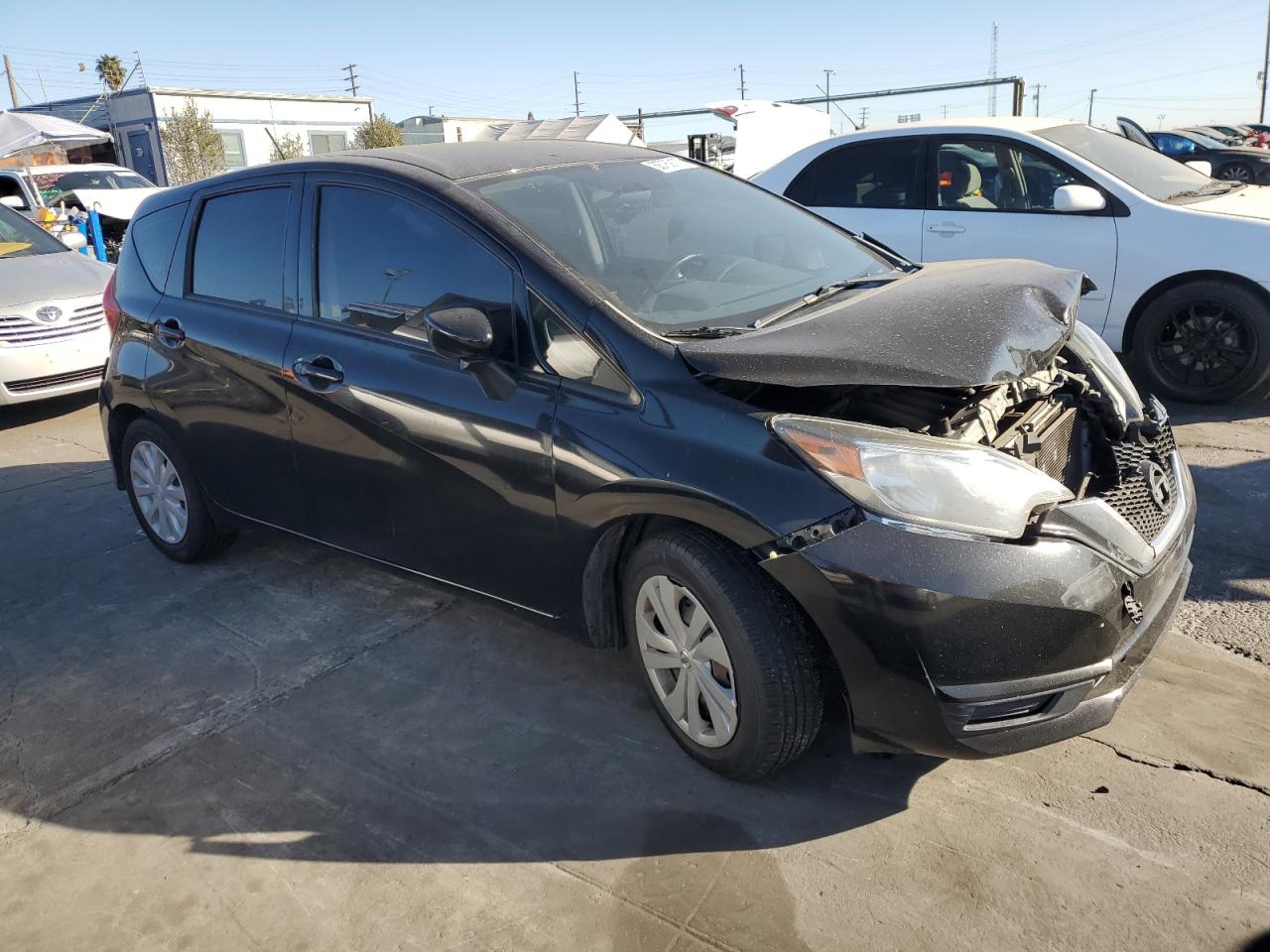 VIN 3N1CE2CP5HL361938 2017 NISSAN VERSA no.4