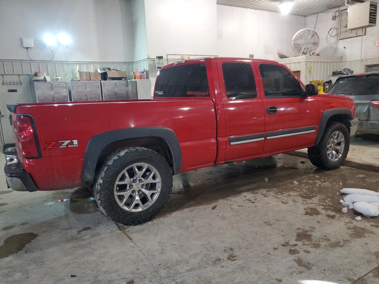 2004 Chevrolet Silverado - Image 3