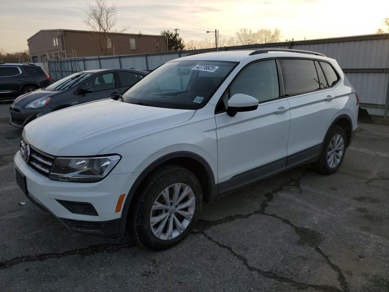 2020 Volkswagen Tiguan - Image 1