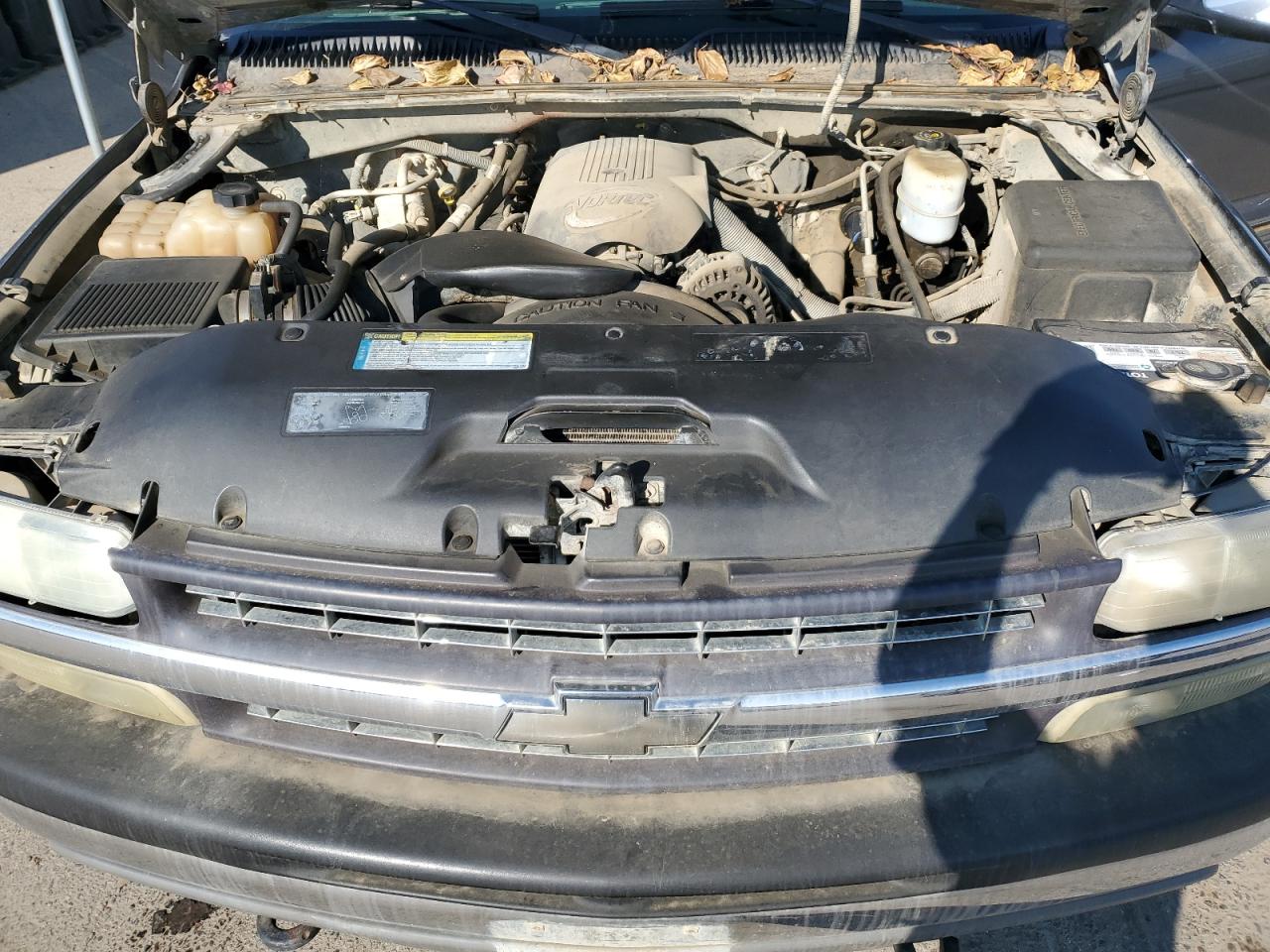 2001 Chevrolet Silverado - Image 11