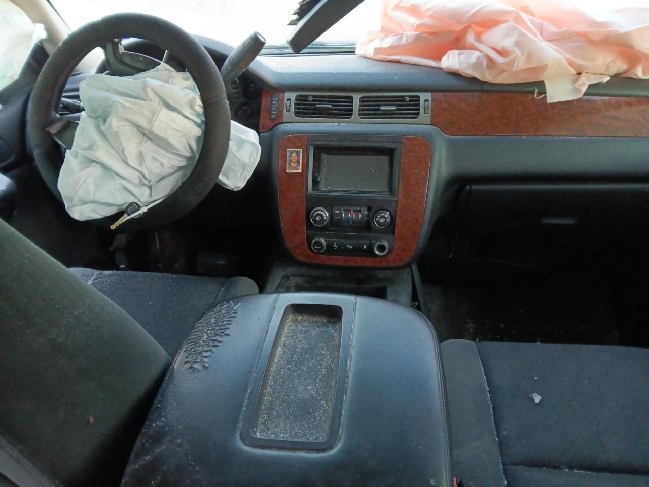 2009 Chevrolet Tahoe - Image 8