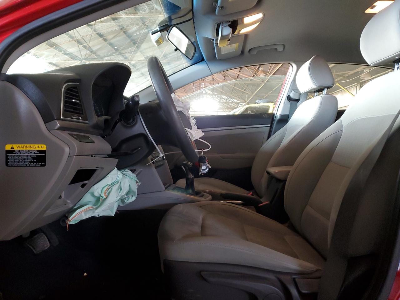 2017 Hyundai Elantra - Image 7