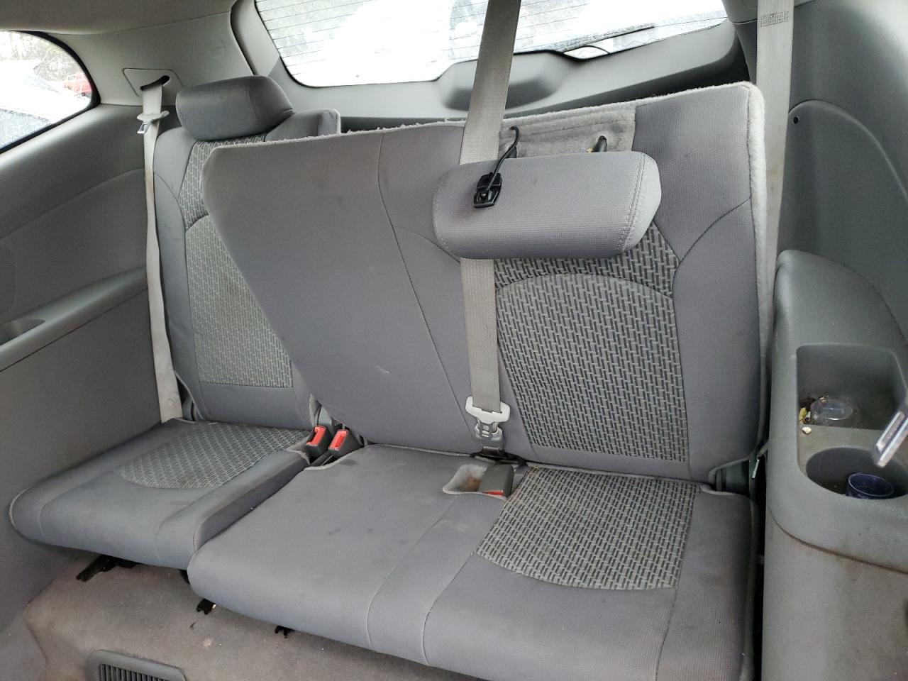 2011 Chevrolet Traverse - Image 10