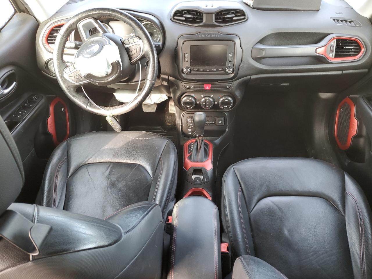 2016 Jeep Renegade - Image 8