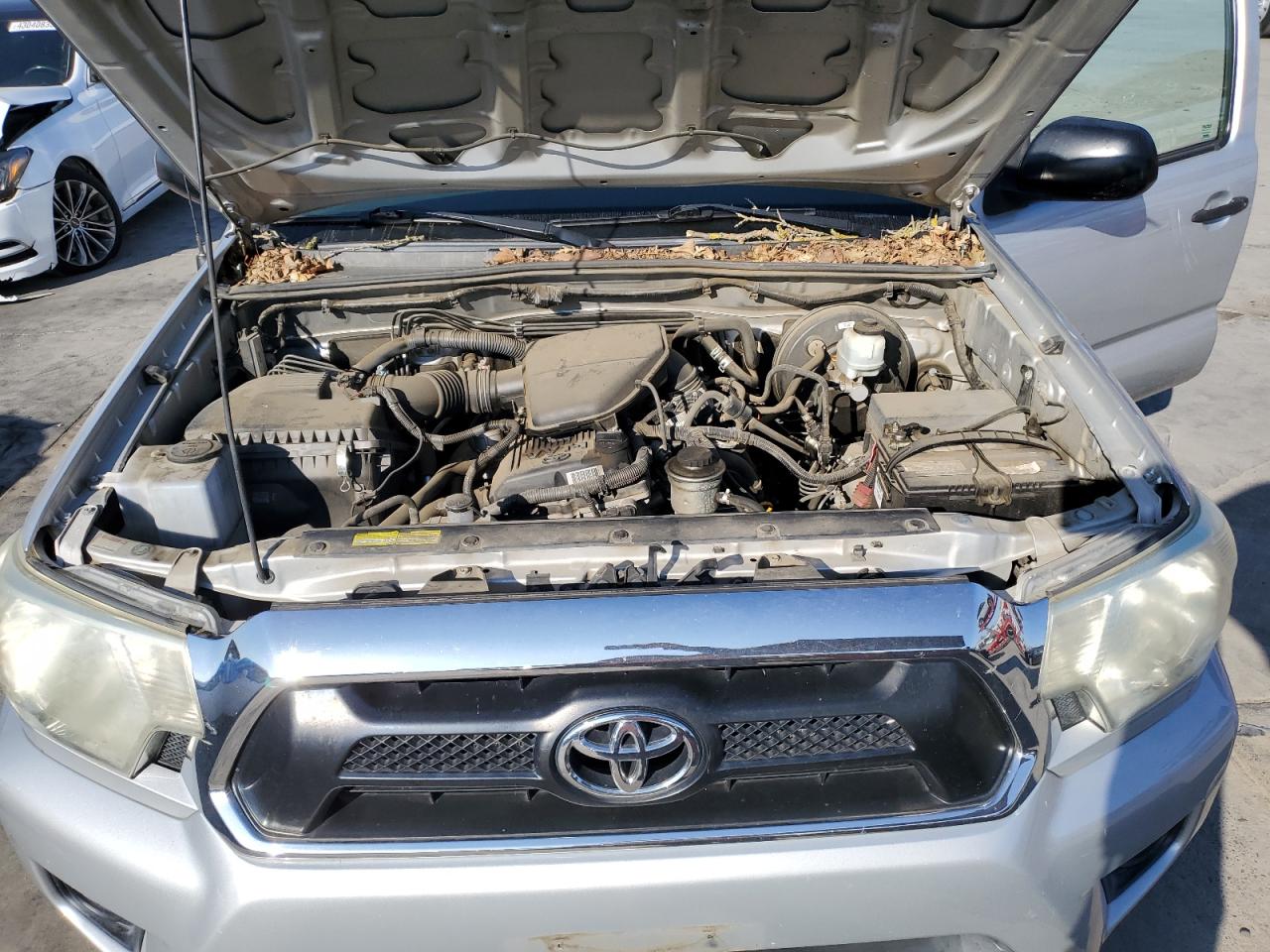 2013 Toyota Tacoma - Image 11