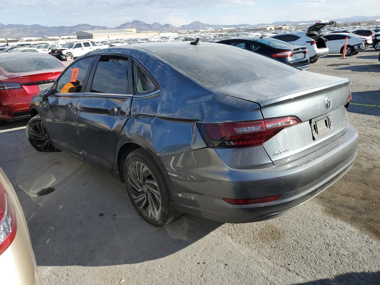 2020 Volkswagen Jetta - Image 2