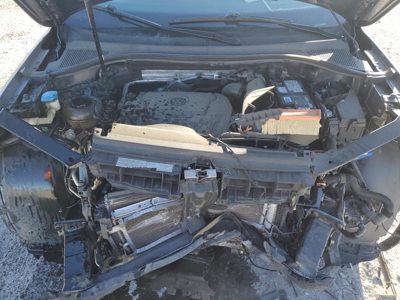 2019 Volkswagen Tiguan - Image 12