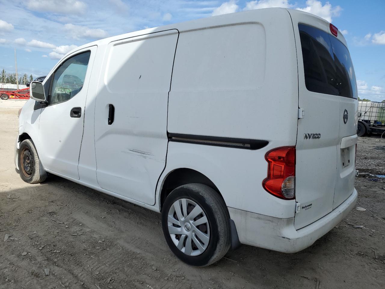 2014 Nissan NV - Image 2