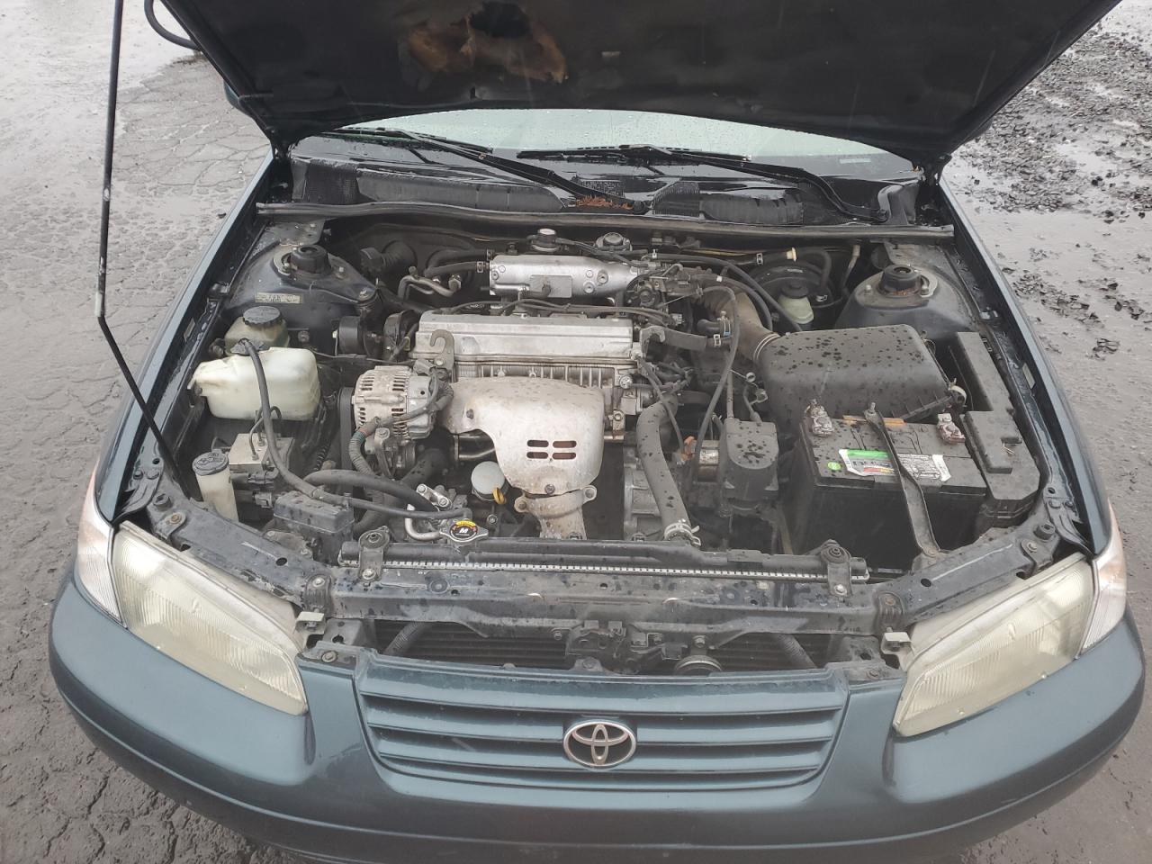 1998 Toyota Camry - Image 11