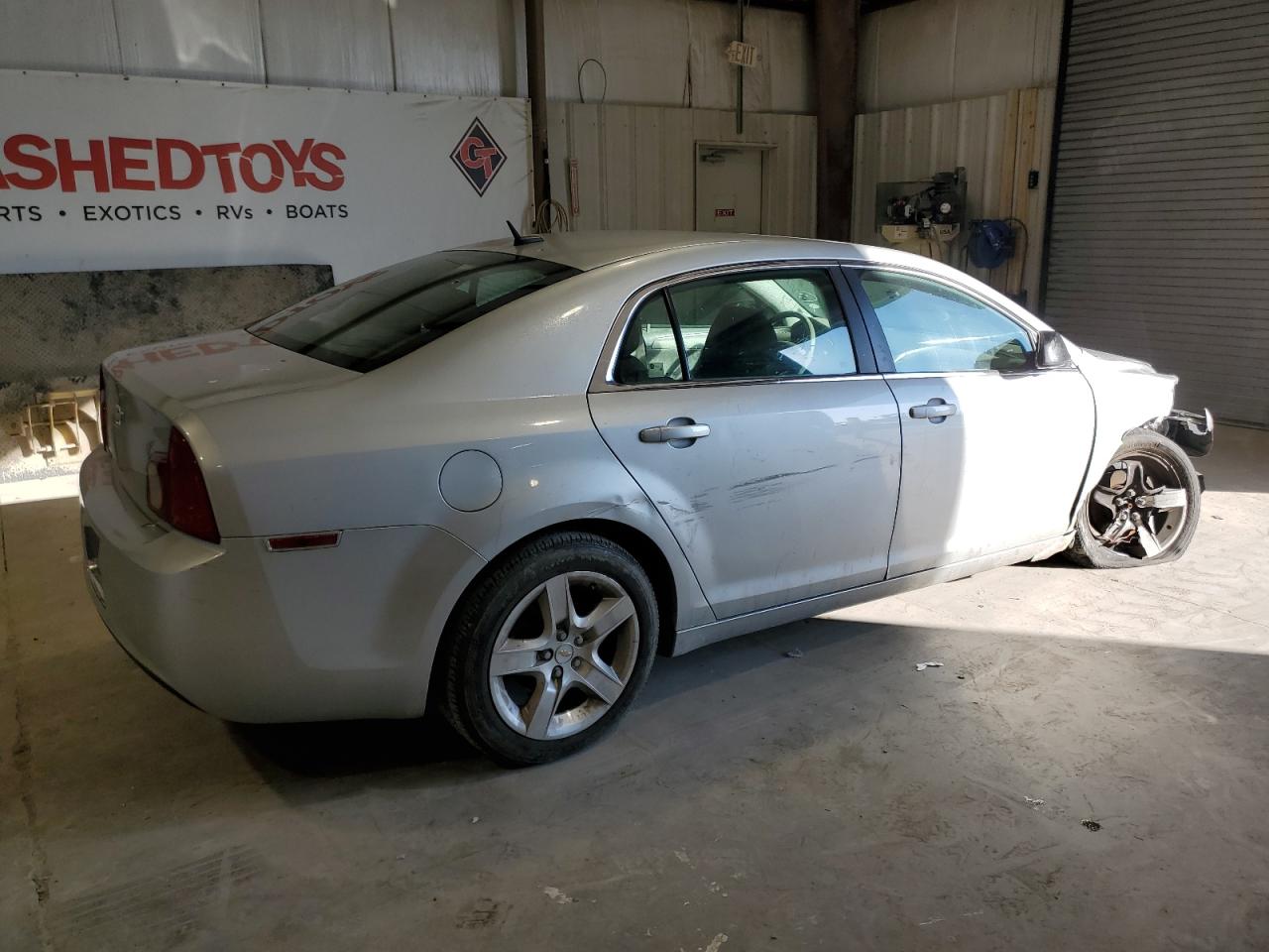 2010 Chevrolet Malibu - Image 3