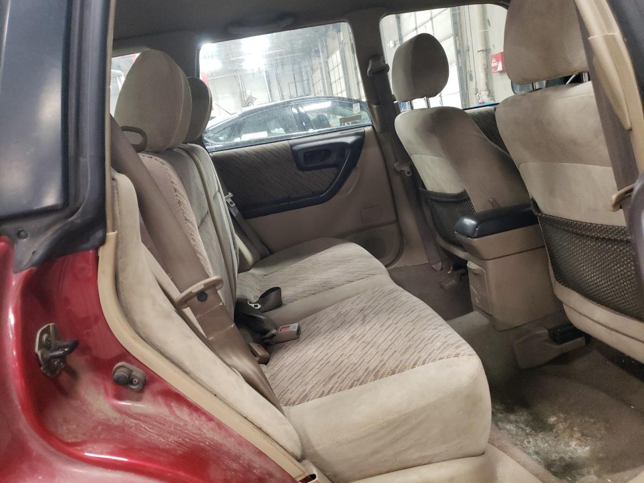 1999 Subaru Forester - Image 11