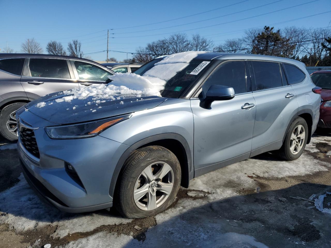 2021 Toyota Highlander - Image 1