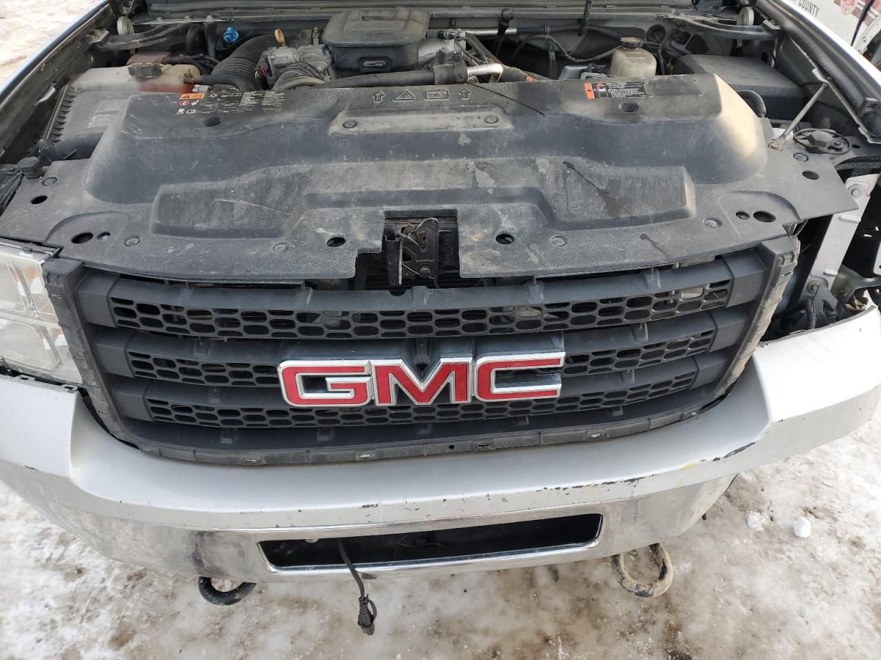2011 GMC Sierra - Image 11