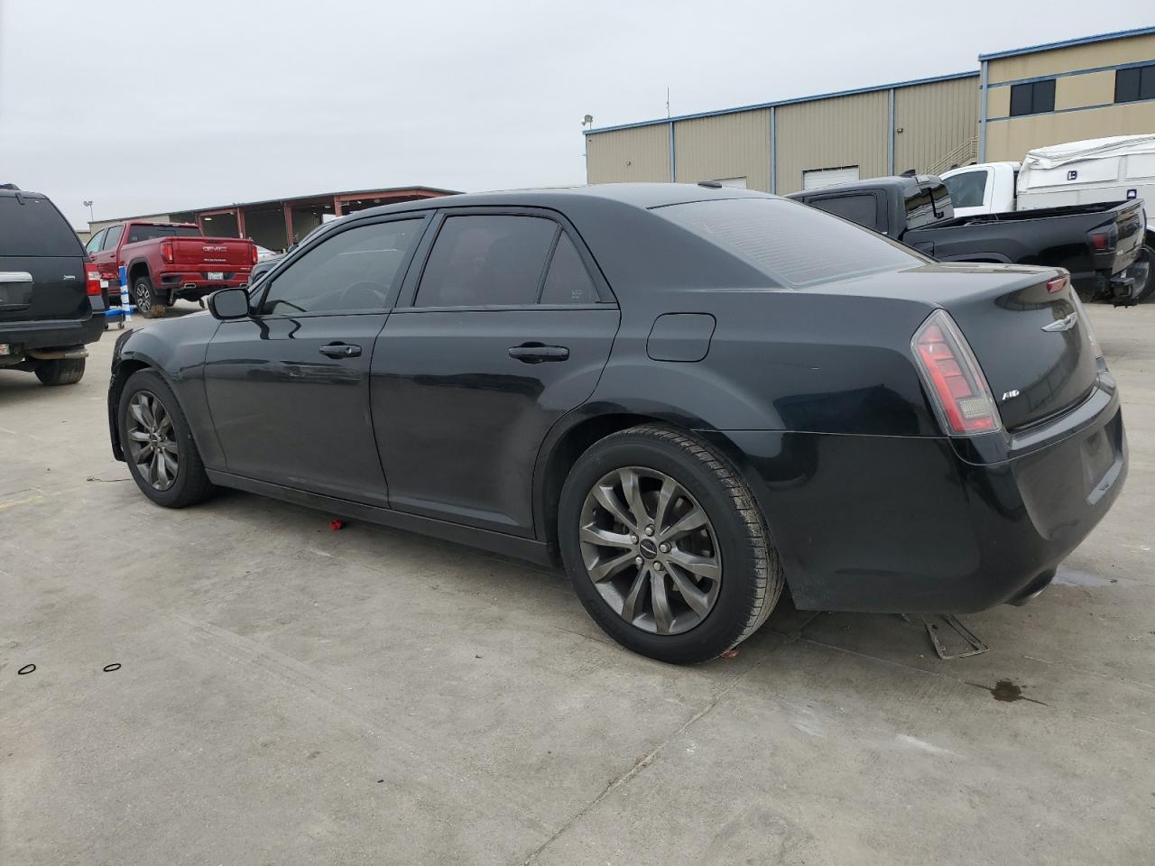 2014 Chrysler 300 - Image 2