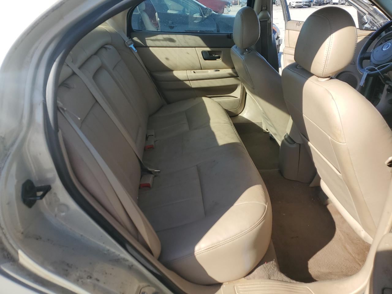 2005 Mercury Sable - Image 10
