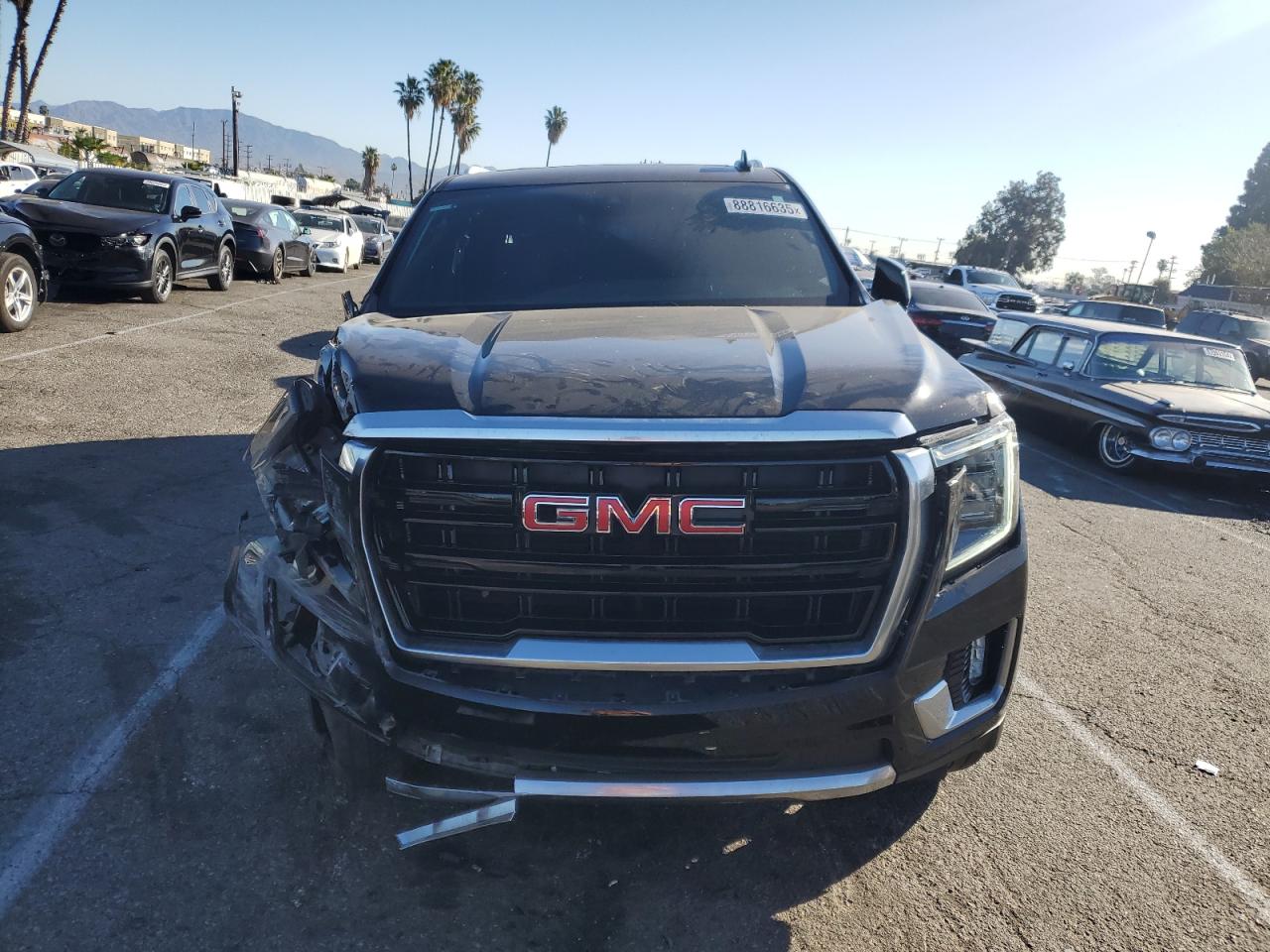 2021 GMC Yukon - Image 5