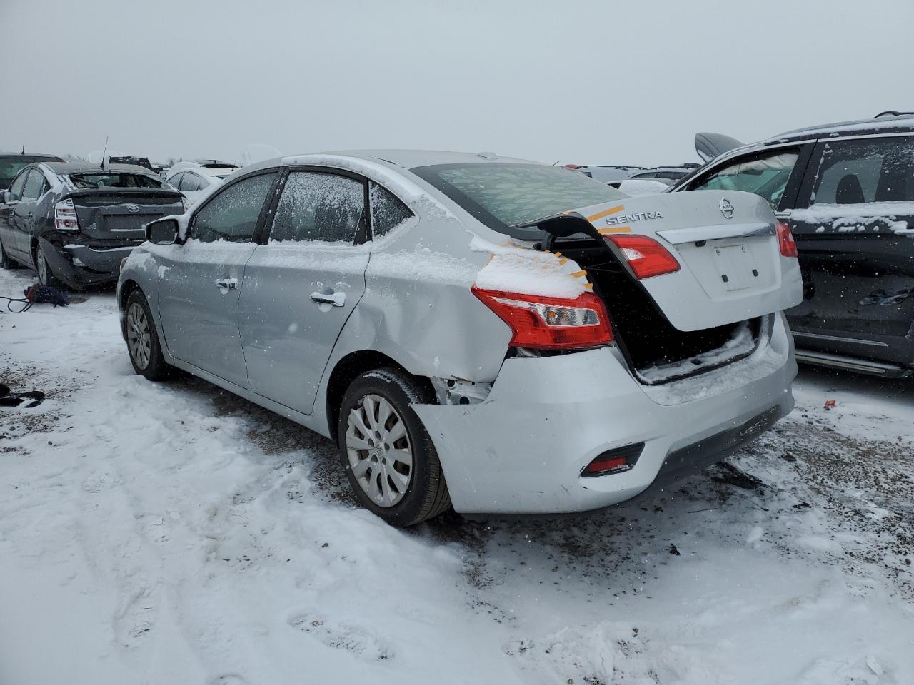 2016 Nissan Sentra - Image 2