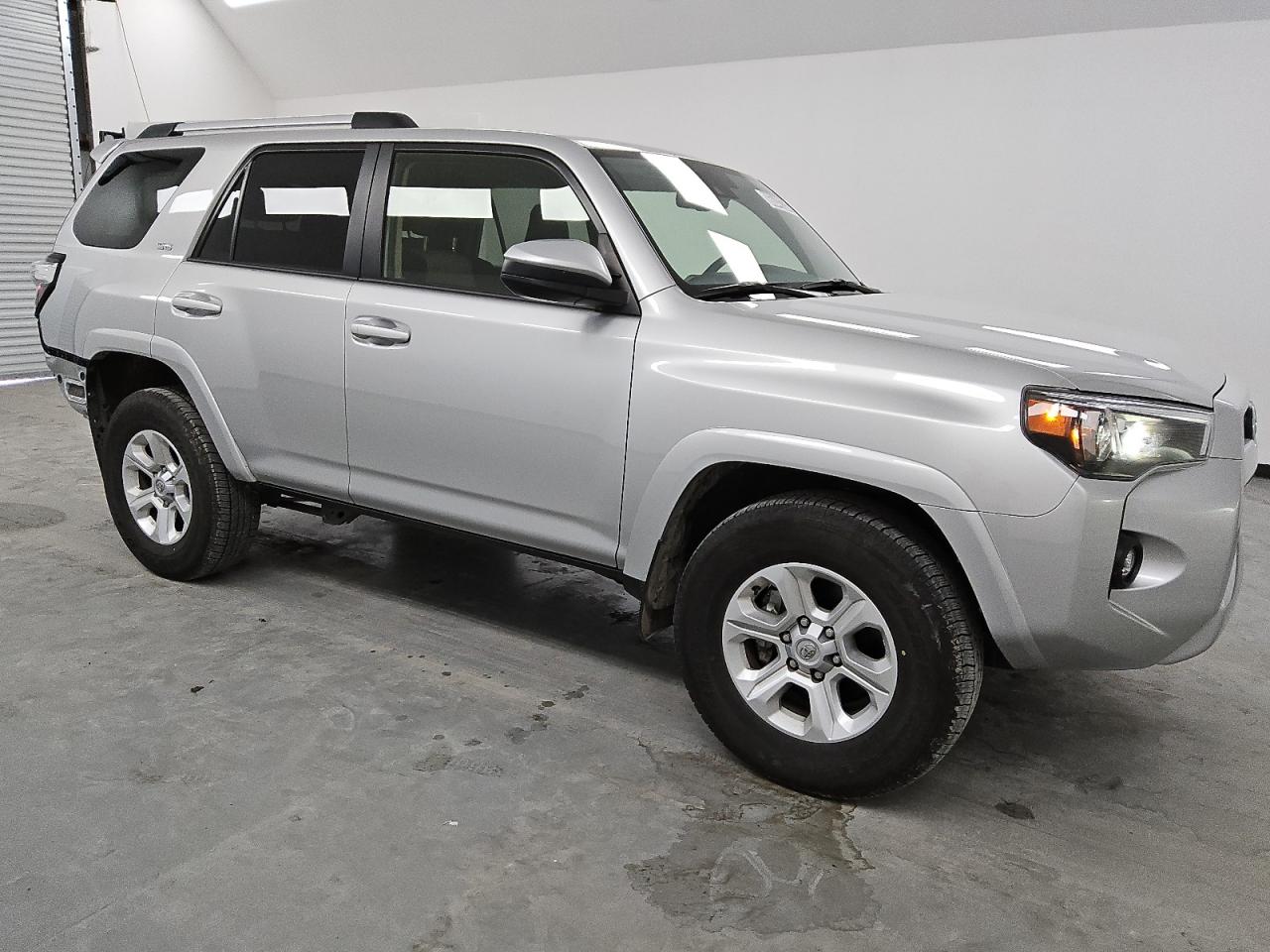 VIN JTEEU5JR2R5311817 2024 TOYOTA 4RUNNER no.4