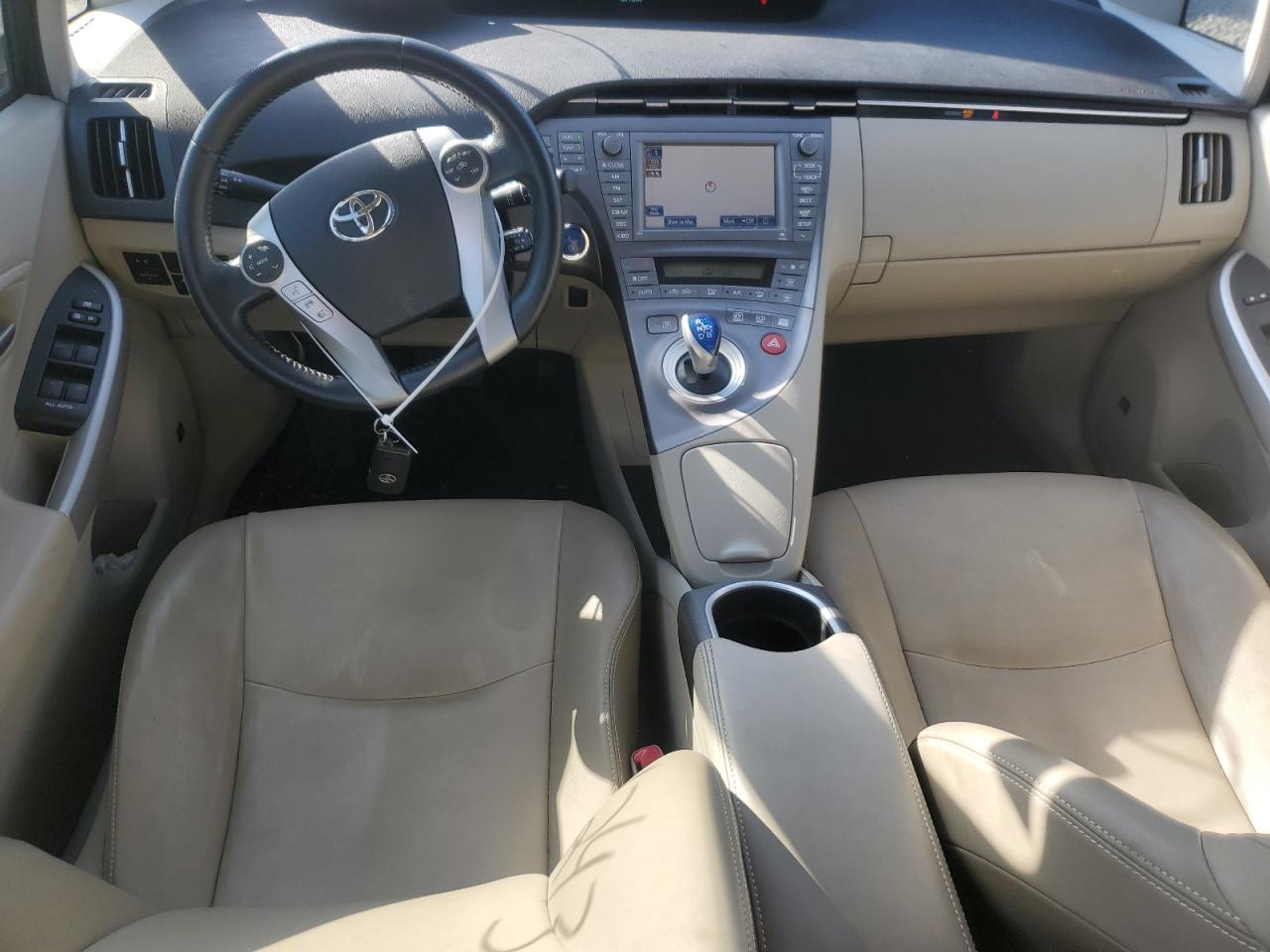 2012 Toyota Prius - Image 8