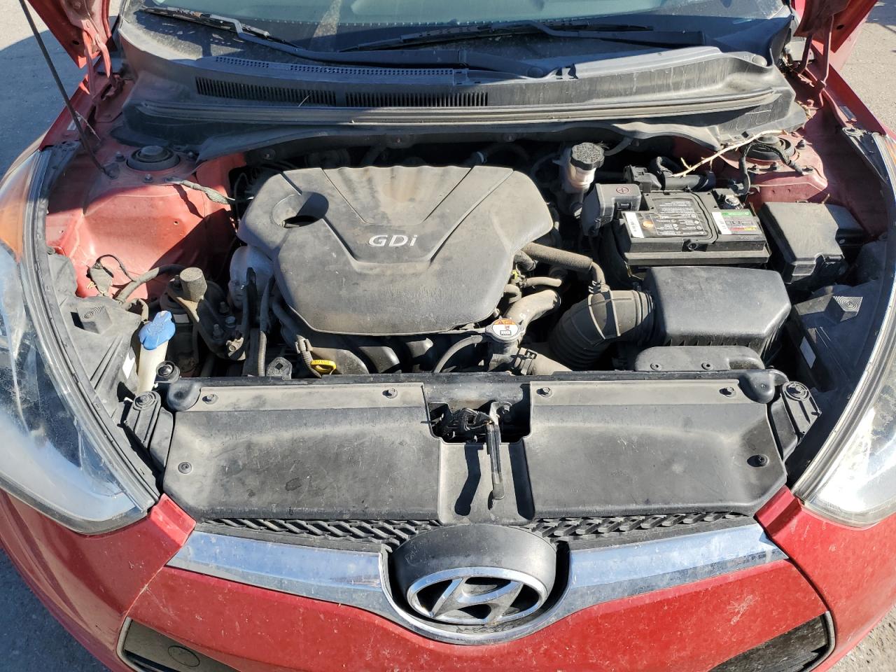 2013 Hyundai Veloster - Image 11
