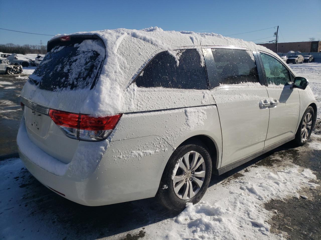 2016 Honda Odyssey - Image 3