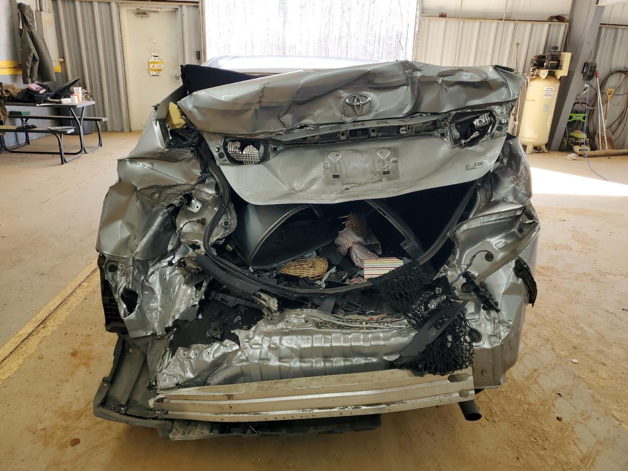 2018 Toyota Camry - Image 6
