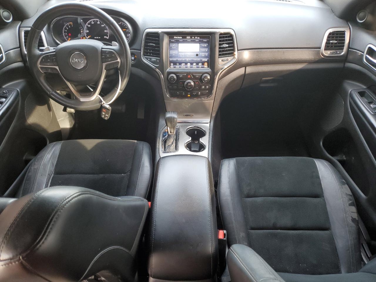 2017 Jeep Grand Cherokee - Image 8