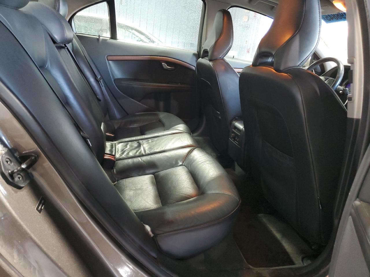 2010 Volvo S80 - Image 10