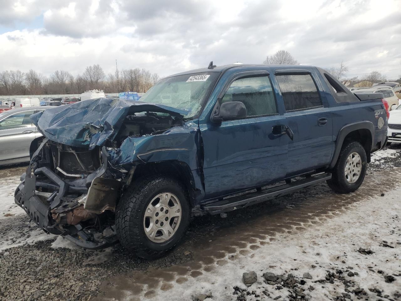 2006 Chevrolet Avalanche - Image 1