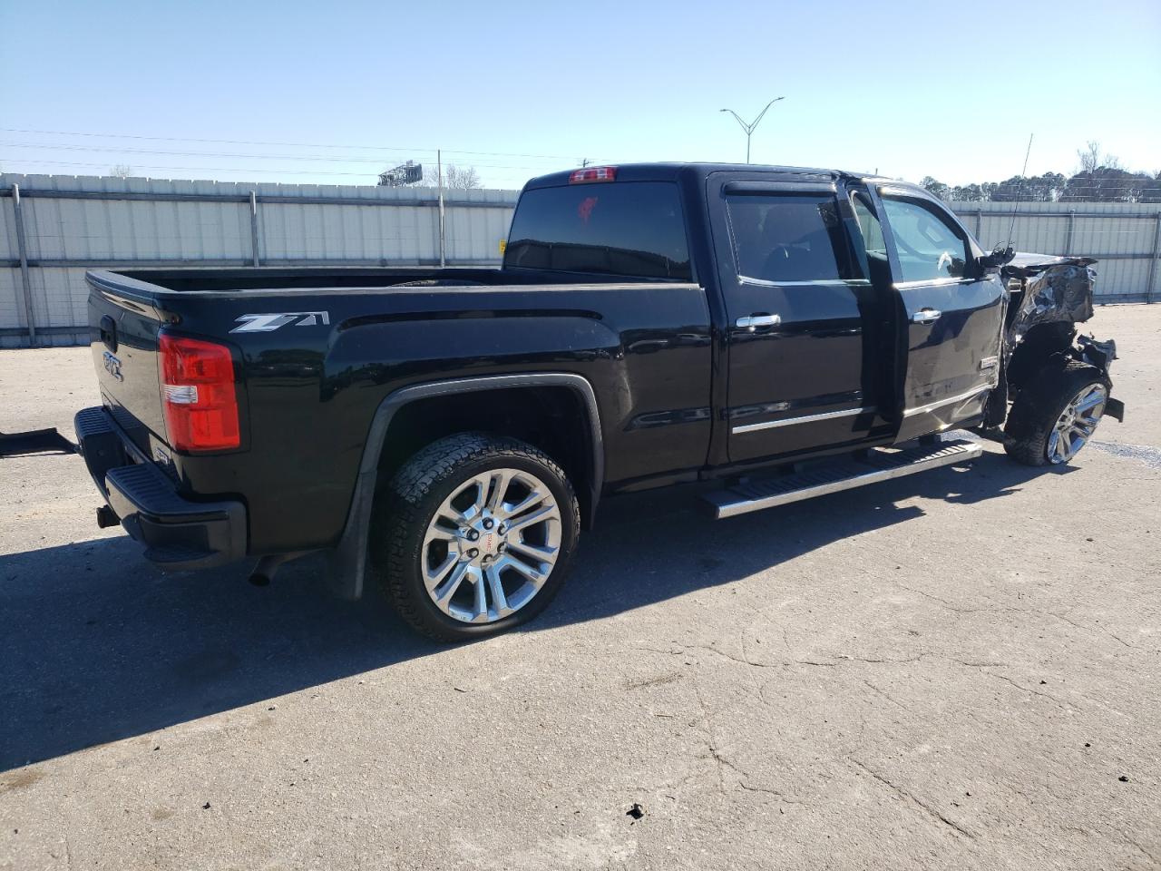 2015 GMC Sierra - Image 3