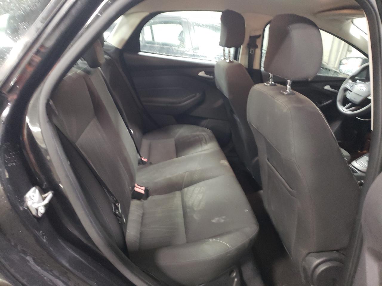 2015 Ford Focus - Image 10