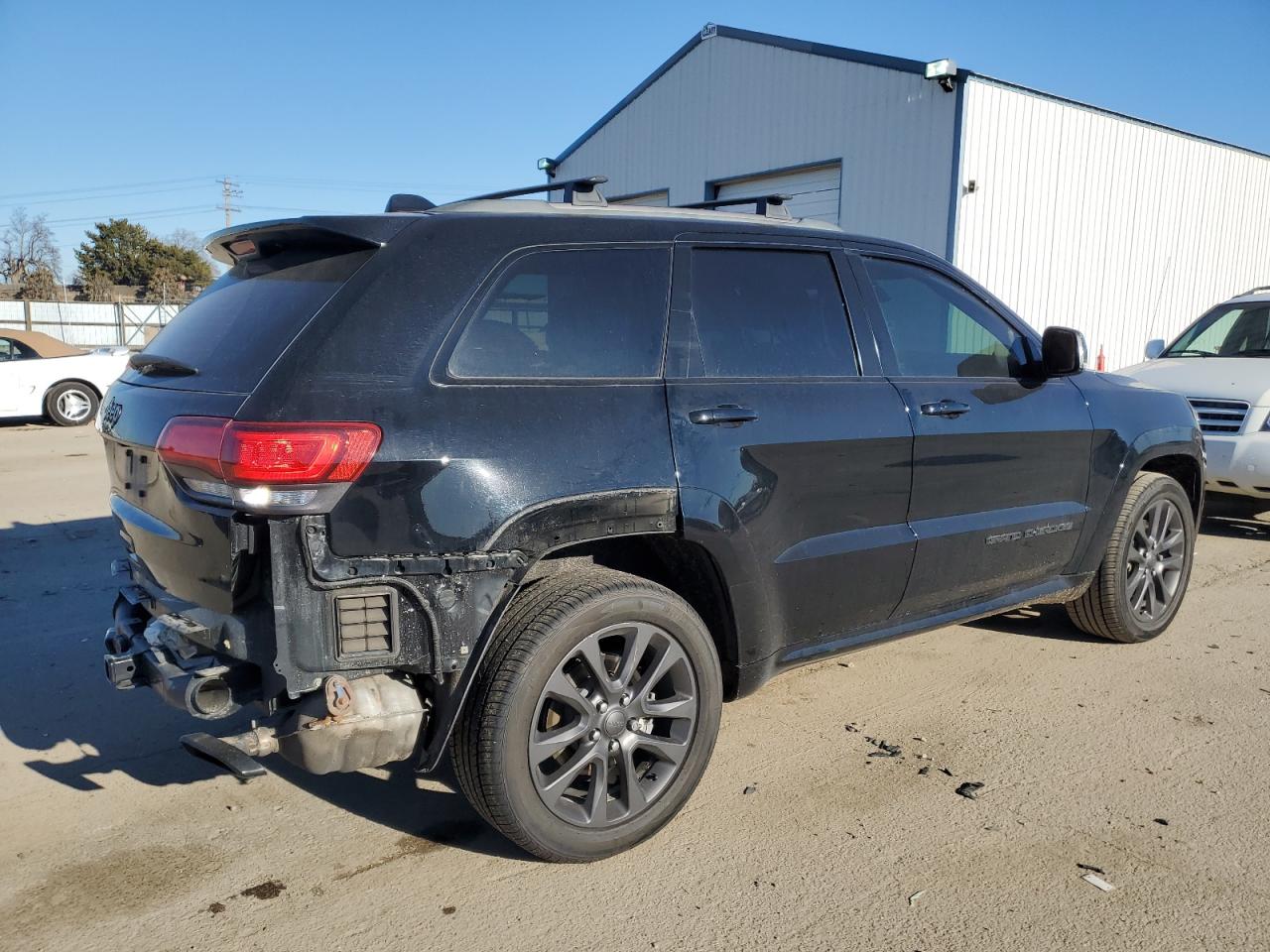 2019 Jeep Grand Cherokee - Image 3
